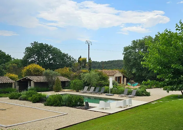 Maison Des Vignes Swimming Pool And Charm In Lauris