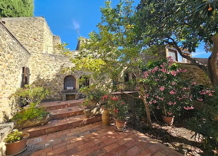 La Maison Des Savonniers